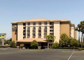 Embassy Suites by Hilton Anaheim North 2