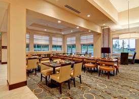 Hilton Garden Inn Woodbridge 5