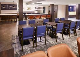 Hampton Inn Newark Airport 4