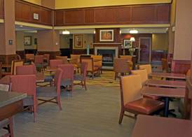 Hampton Inn & Suites Norfolk-Airport 4