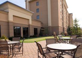 Hampton Inn & Suites Vineland 3