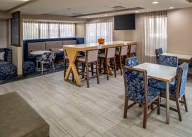 Hampton Inn Long Island/Commack 3