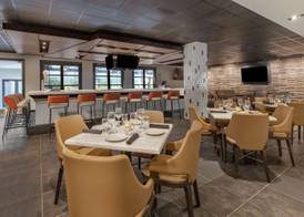 DoubleTree by Hilton San Francisco South Airport Blvd 5