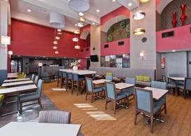 Hampton Inn & Suites Palm Desert 5