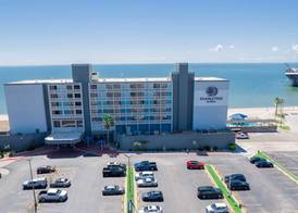 DoubleTree by Hilton Corpus Christi Beachfront 2