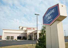 Hampton Inn Lebanon 2