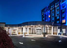 DoubleTree by Hilton Monroe Township Cranbury 2