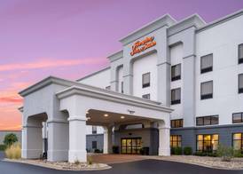 Hampton Inn & Suites Cedar Rapids - North 2