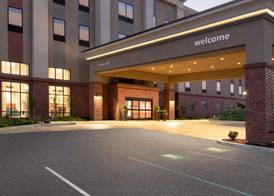 Hampton Inn & Suites Watsonville 3