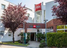 ibis Massy 2