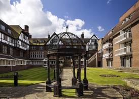 Mercure Leeds Parkway Hotel 2
