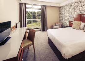 Mercure Leeds Parkway Hotel 5