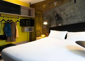 ibis Styles Dreux Centre Gare 5