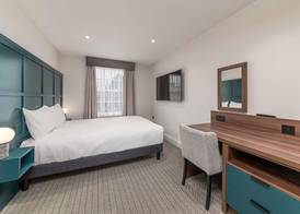 Mercure Salisbury White Hart Hotel & Apartments 3