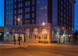 DoubleTree by Hilton Utica 4