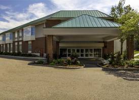 DoubleTree by Hilton Burlington Vermont 3