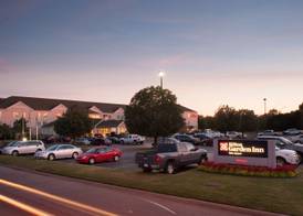 Hilton Garden Inn Tulsa Airport 5