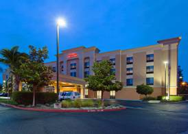 Hampton Inn & Suites Clovis-Airport North 3