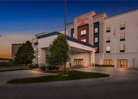 Hampton Inn Omaha/West Dodge Road (Old Mill) 2