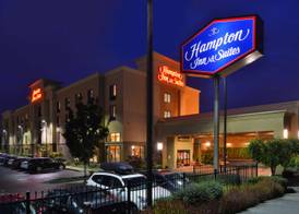 Hampton Inn & Suites Tacoma 3