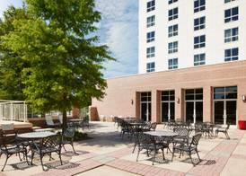 Hilton Charlotte Airport Hotel 3