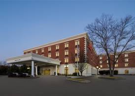 Hampton Inn & Suites Rockville Centre 3