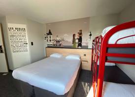 KYRIAD DIRECT Orleans - La Chapelle St Mesmin 4