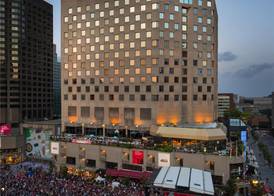 DoubleTree by Hilton Montreal 3