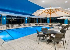 Hampton Inn Hartford/Airport 5