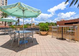 Hampton Inn & Suites St. Petersburg/Downtown 2