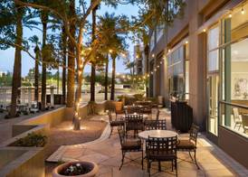 Embassy Suites by Hilton Phoenix Downtown North 5