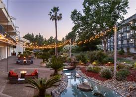 DoubleTree By Hilton Sacramento 3