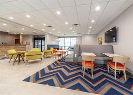Hampton Inn Winchester N/Conference Center 4