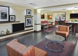 Hampton Inn Hinesville 5