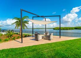 DoubleTree by Hilton Tampa Rocky Point Waterfront 2