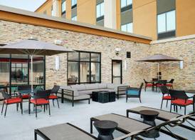 Hampton Inn & Suites Chicago/Waukegan 3