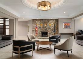 DoubleTree by Hilton Pittsburgh Airport 3
