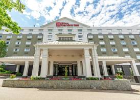 Hilton Garden Inn Boston/Waltham 2
