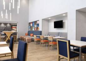 Hampton Inn & Suites St Charles Old Town Area, Mo 3
