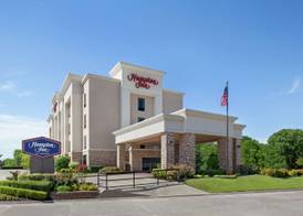 Hampton Inn Sulphur Springs, TX 3
