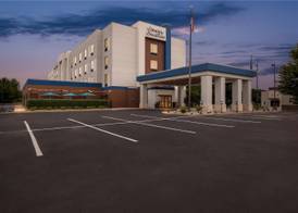 Hampton Inn & Suites Grove City 2