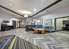 Hampton Inn & Suites Los Angeles Burbank Airport 3