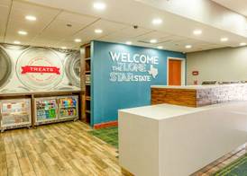 Hampton Inn & Suites Fort Worth-West-I-30 4
