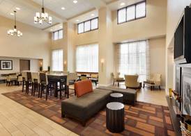 Hampton Inn & Suites Largo 3