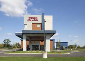 Hampton Inn & Suites Somerset 2