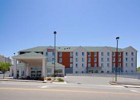 Hilton Garden Inn Albuquerque Airport 2