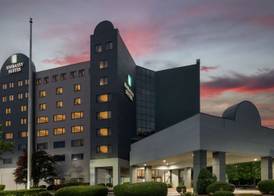 Embassy Suites by Hilton Charlotte 3
