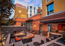 Hilton Garden Inn Burbank Los Angeles 2