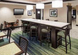 Hampton Inn & Suites Gainesville-Downtown 5