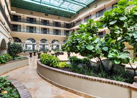 Embassy Suites by Hilton Los Angeles-Intl Airport South 5
